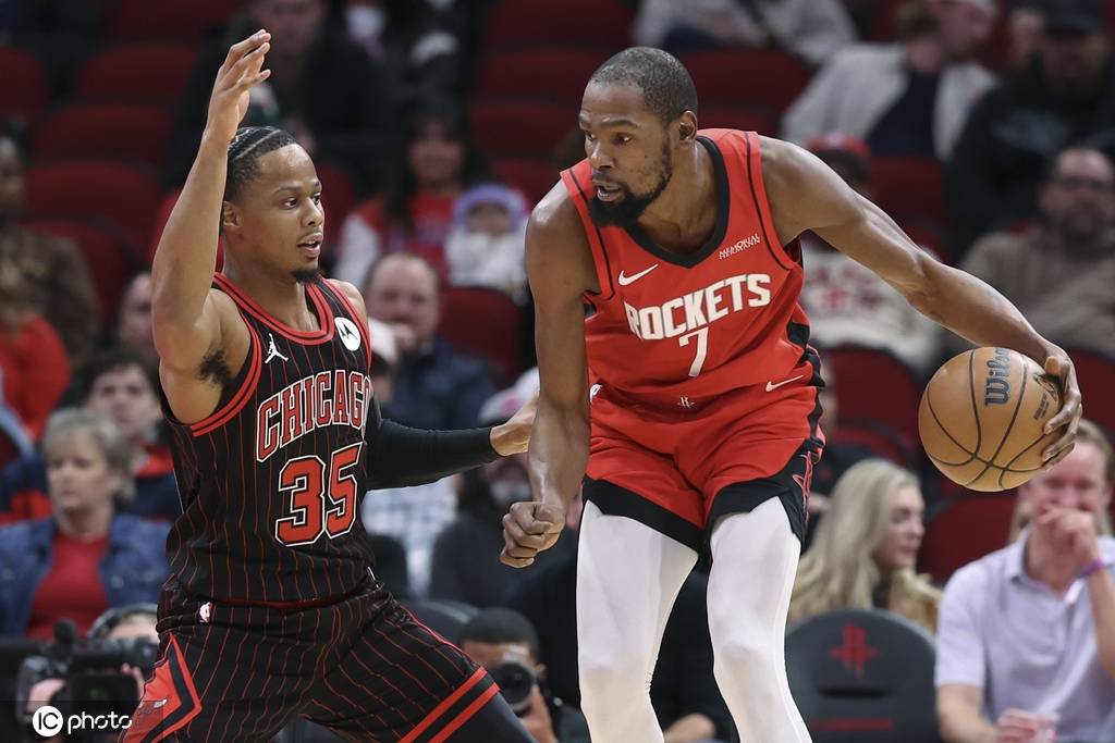 火箭终于赢了！杜兰特战斧劈扣 末节一波流收割比赛